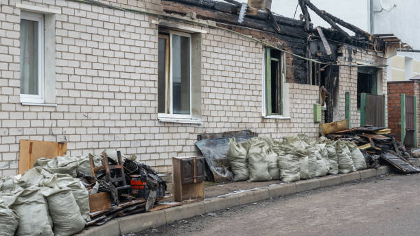 24/7 Emergency Fire Damage Restoration experts in Williamsburg, FL